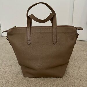 Cuyana Zippered Tote like new condition. Mushroom color. Zippered inside pocket,